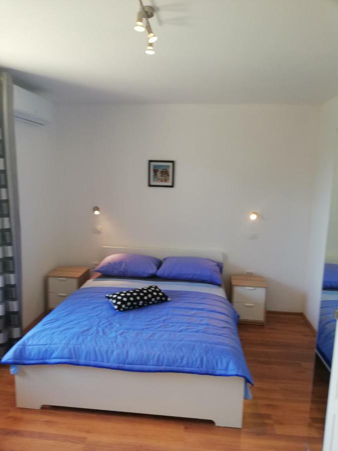 Apartmani Sladic Skradin Buitenkant foto