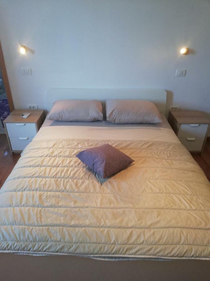 Apartmani Sladic Skradin Buitenkant foto
