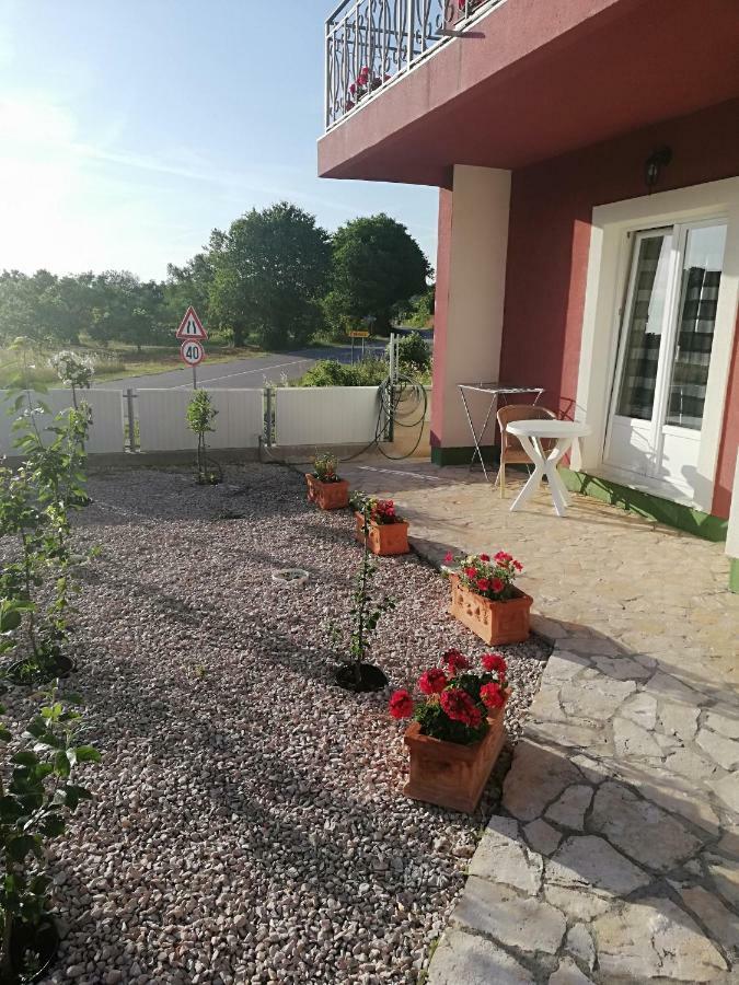 Apartmani Sladic Skradin Buitenkant foto